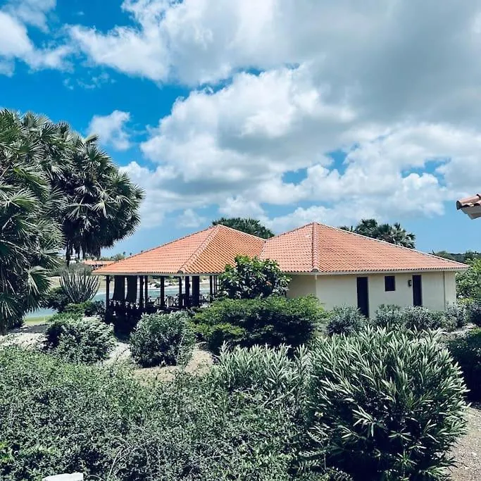 Villa At Blue Bay Resort With Stunning View 威廉斯塔德